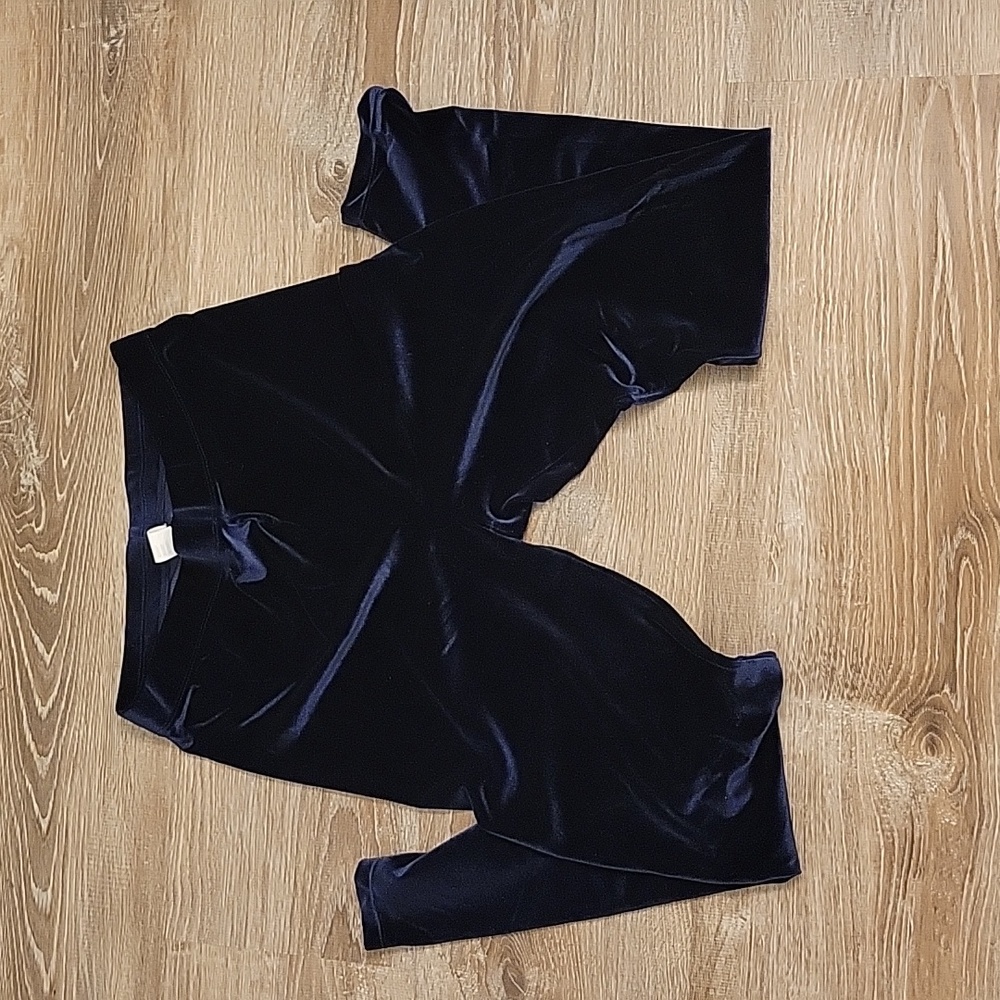 Fabletics Velvet Leggings